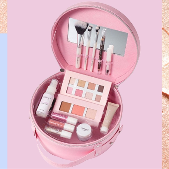 Ulta Be Beautiful Beauty Box 2021 in Pink - Picture 2 of 8